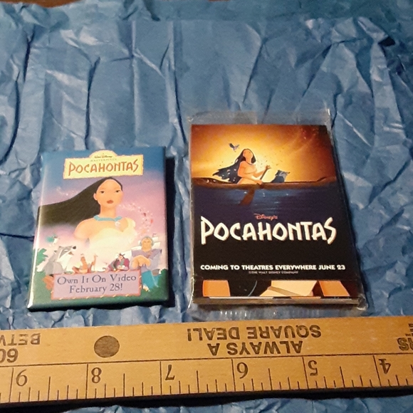 Disney Pocahontas Collector cards and pin - Picture 3 of 4
